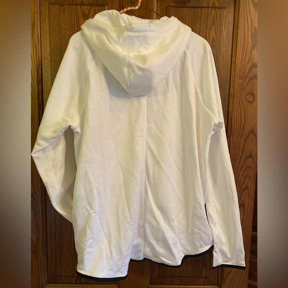 Under armour ladies jacket - Picture 3 of 6